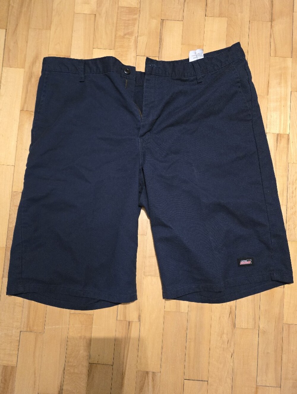 Genuine Dickies Men's Relaxed Fit Multi-Use Pocket Work Shorts in Navy Size 40